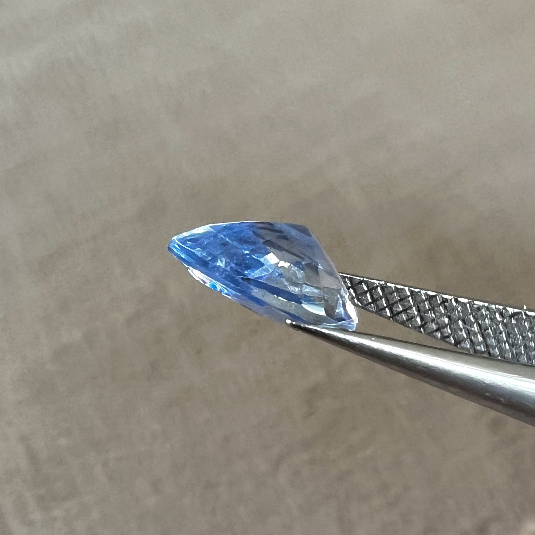 Zafiro Azul-0.790ct-6.8x4.8x2.6mm