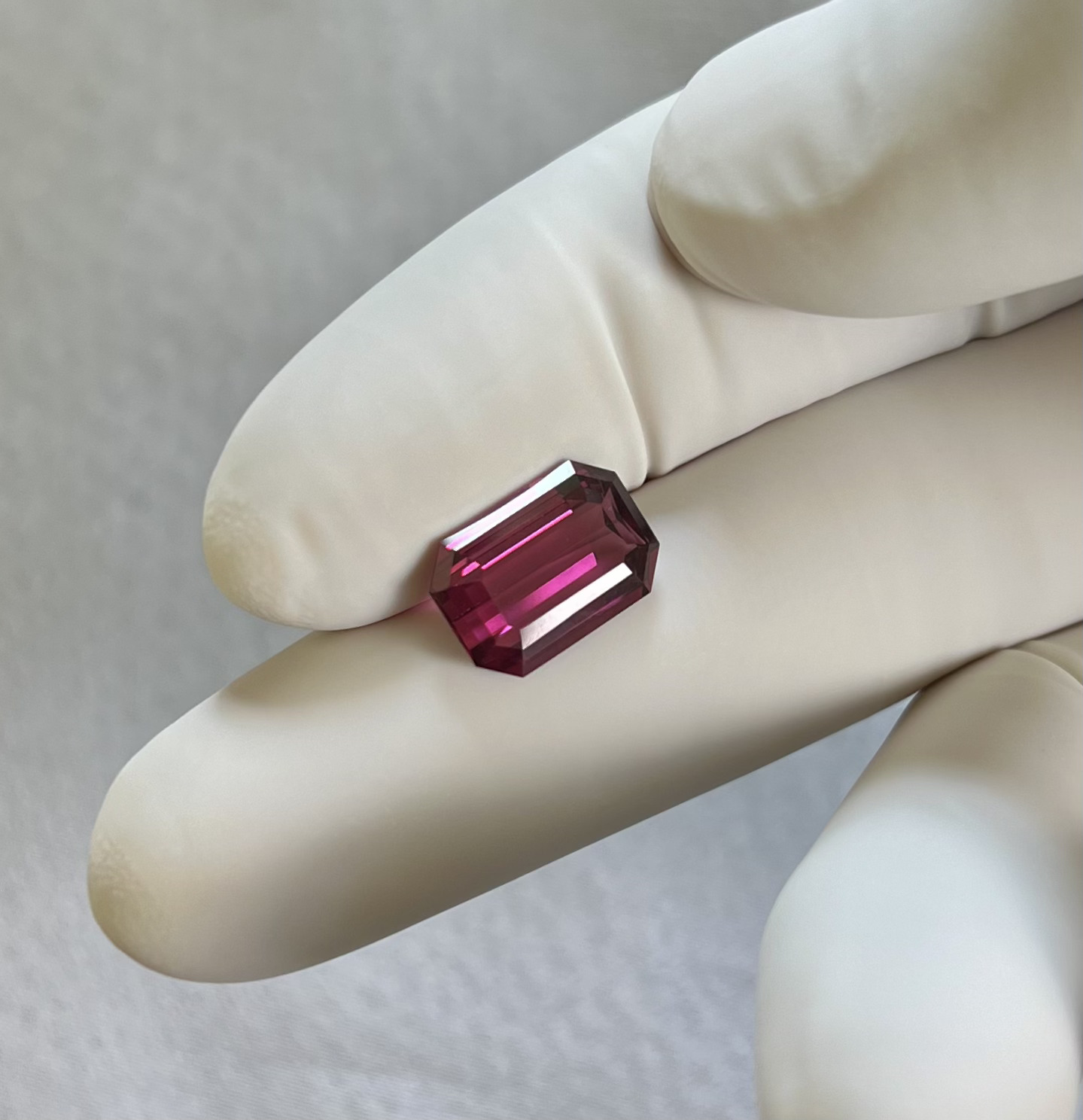 Grenat Rodolite Naturel 2.09 Carats - Couleur Violet Rosé - Non Traité - Madagascar