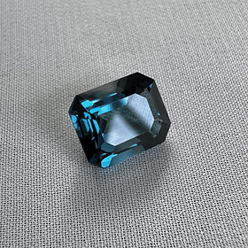 Topacio London Blue-4.150ct-9.8x7.8x5.1mm