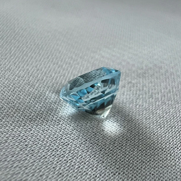 Topacio Azul-1.475ct-5.8x5.9x4.6mm 2