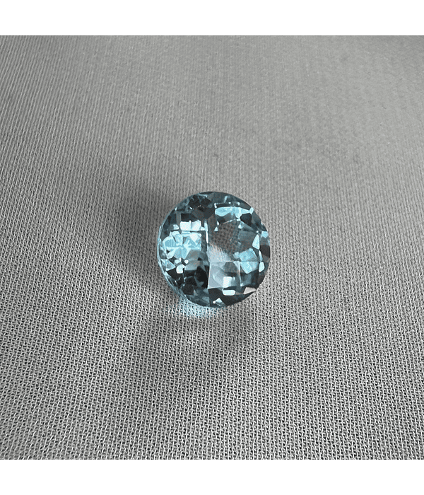 Topacio Azul-3.540ct-8.6x8.7x6.2mm