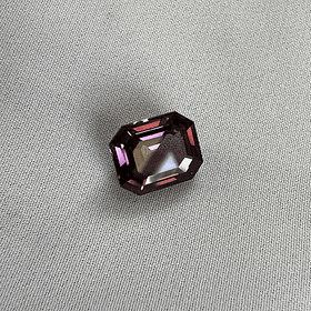 Espinela-4.75ct-10.95x9.13x5.39mm