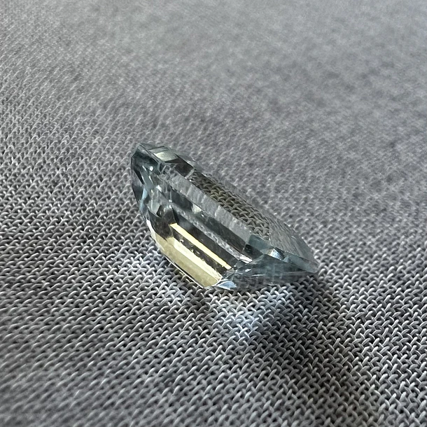 Aguamarina-0.745ct-6.4x4.6x2.3mm 2