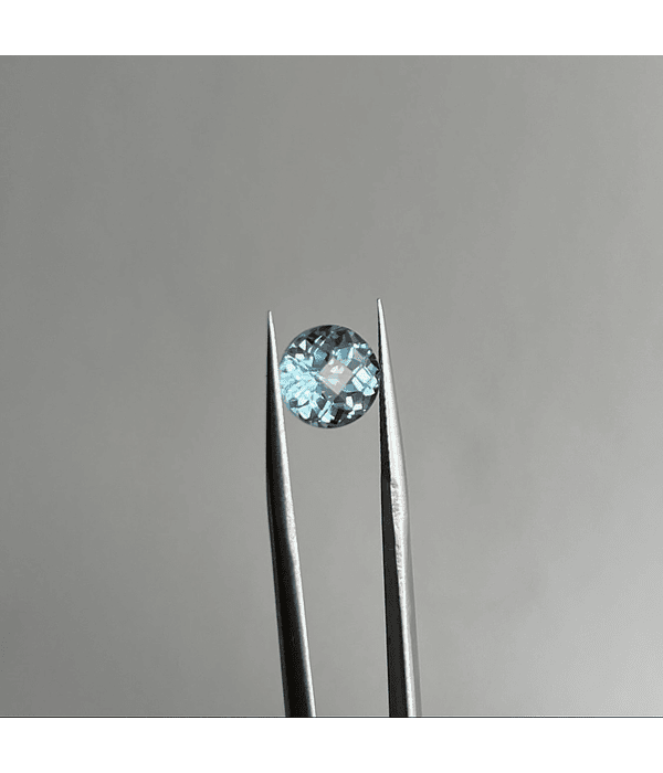 Topacio azul-2.795ct-7.8x6.1mm