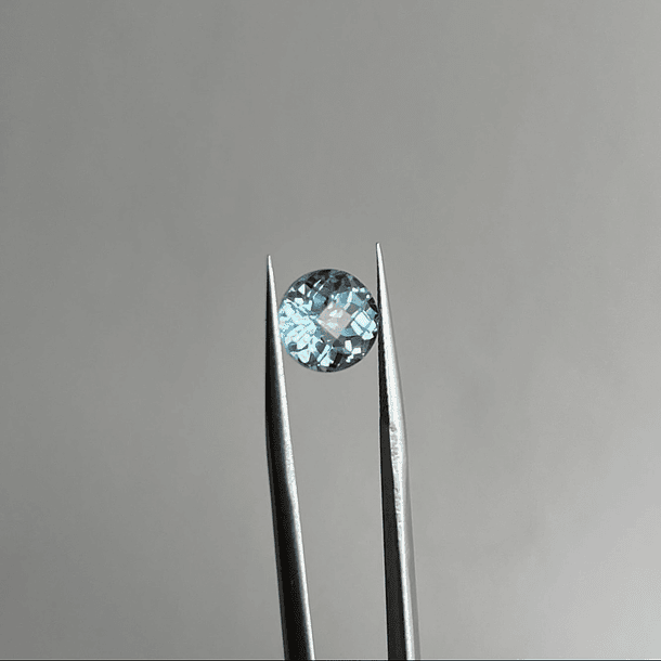 Topacio azul-2.795ct-7.8x6.1mm 1