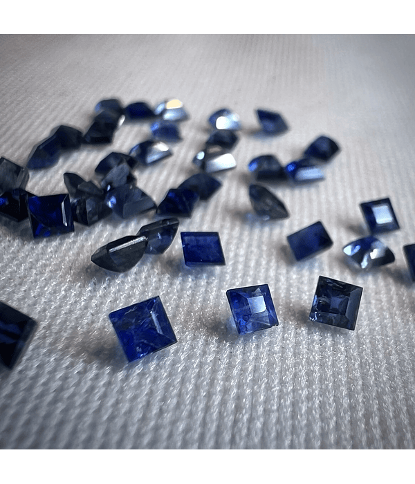 Zafiro azul-2.5x2.5mm