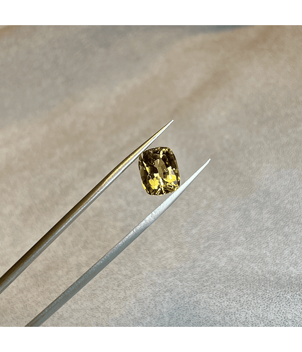 Citrino dorado-3.730ct-10.1x8x6.9mm