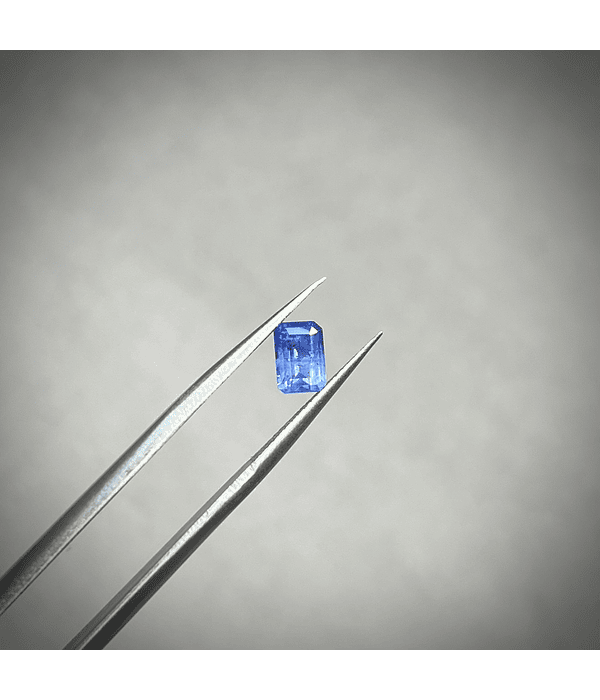 Zafiro azul de Sri Lanka-1.020ct-5.9x4x3.5mm
