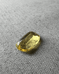 Zafiro amarillo de Sri Lanka-1.110ct-7.3x5x2.4mm