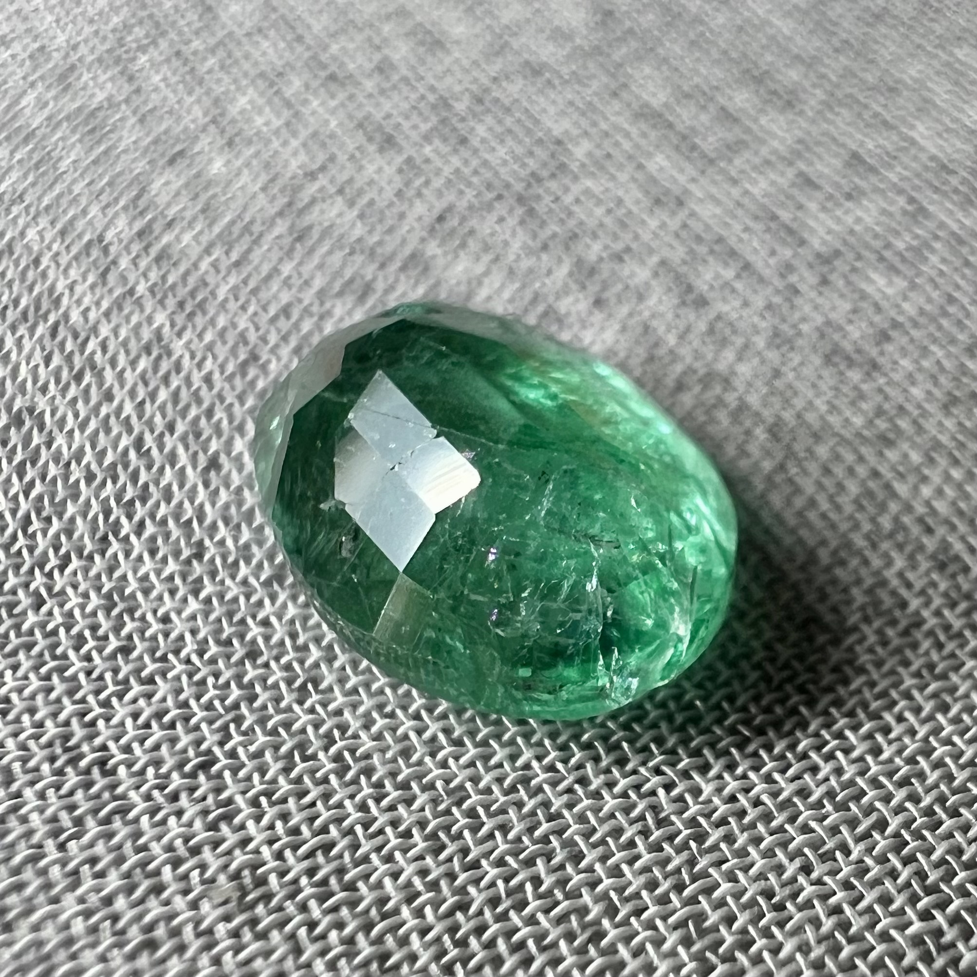 Esmeralda de Zambia-1.155ct-8.2x5.9mm