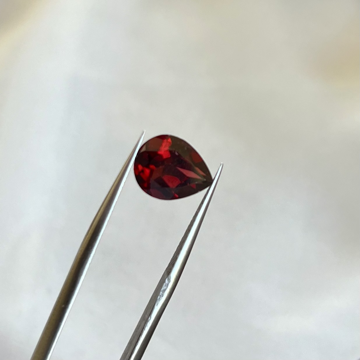 Granate rojo-1.650ct-9.0x6.8mm