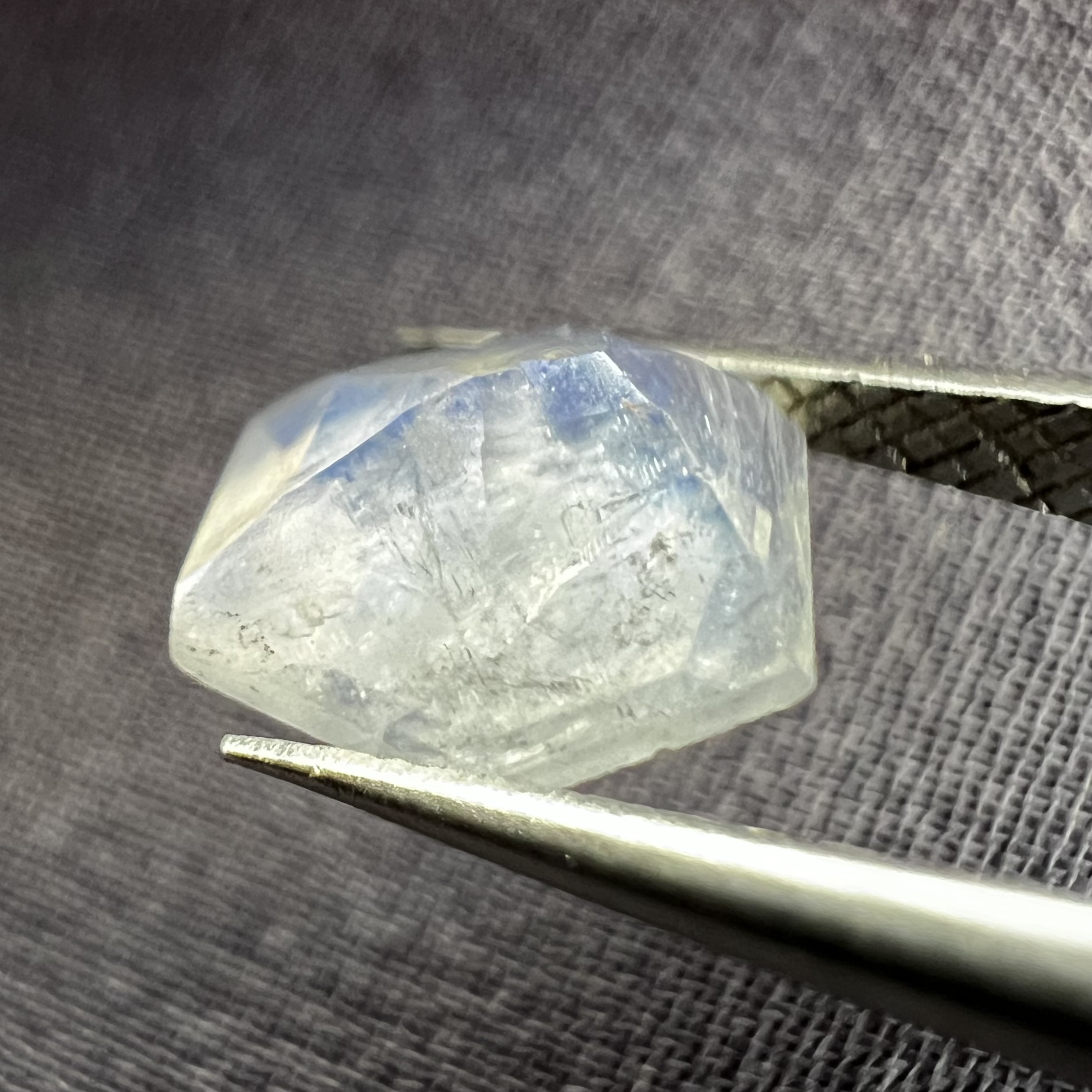 Piedra luna-1.070ct-8.3x5.7mm