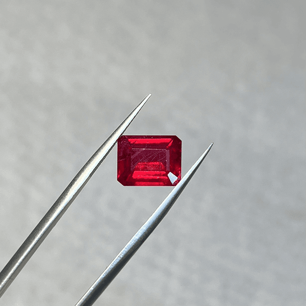 Rubí-3.785ct-9x7.1mm 1