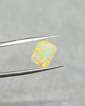 Ópalo etíope-1.665ct-9.6x7.5x4.5mm