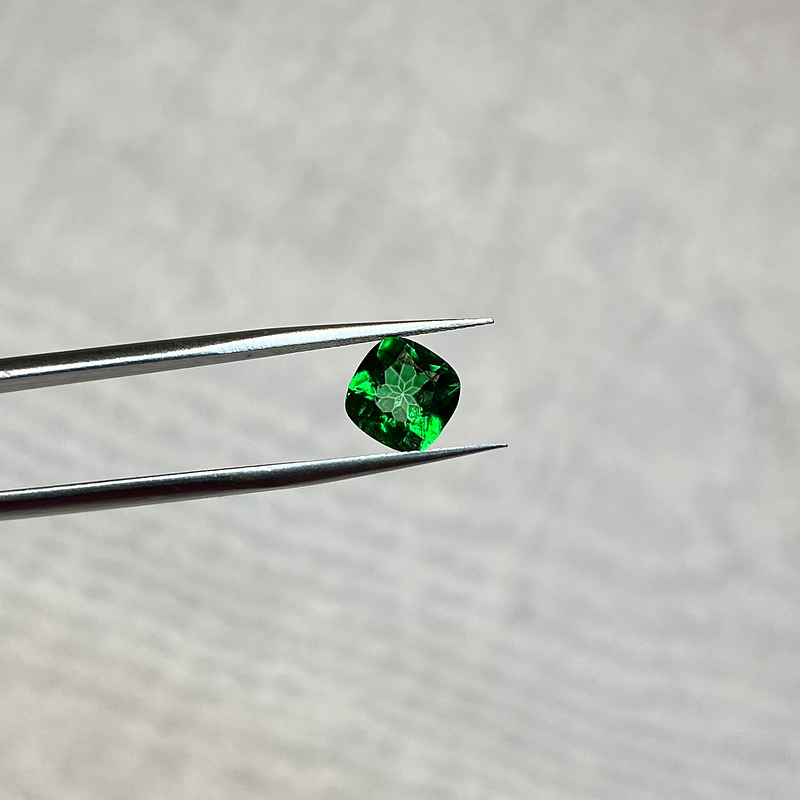 Topacio verde-1.850ct-7x7mm