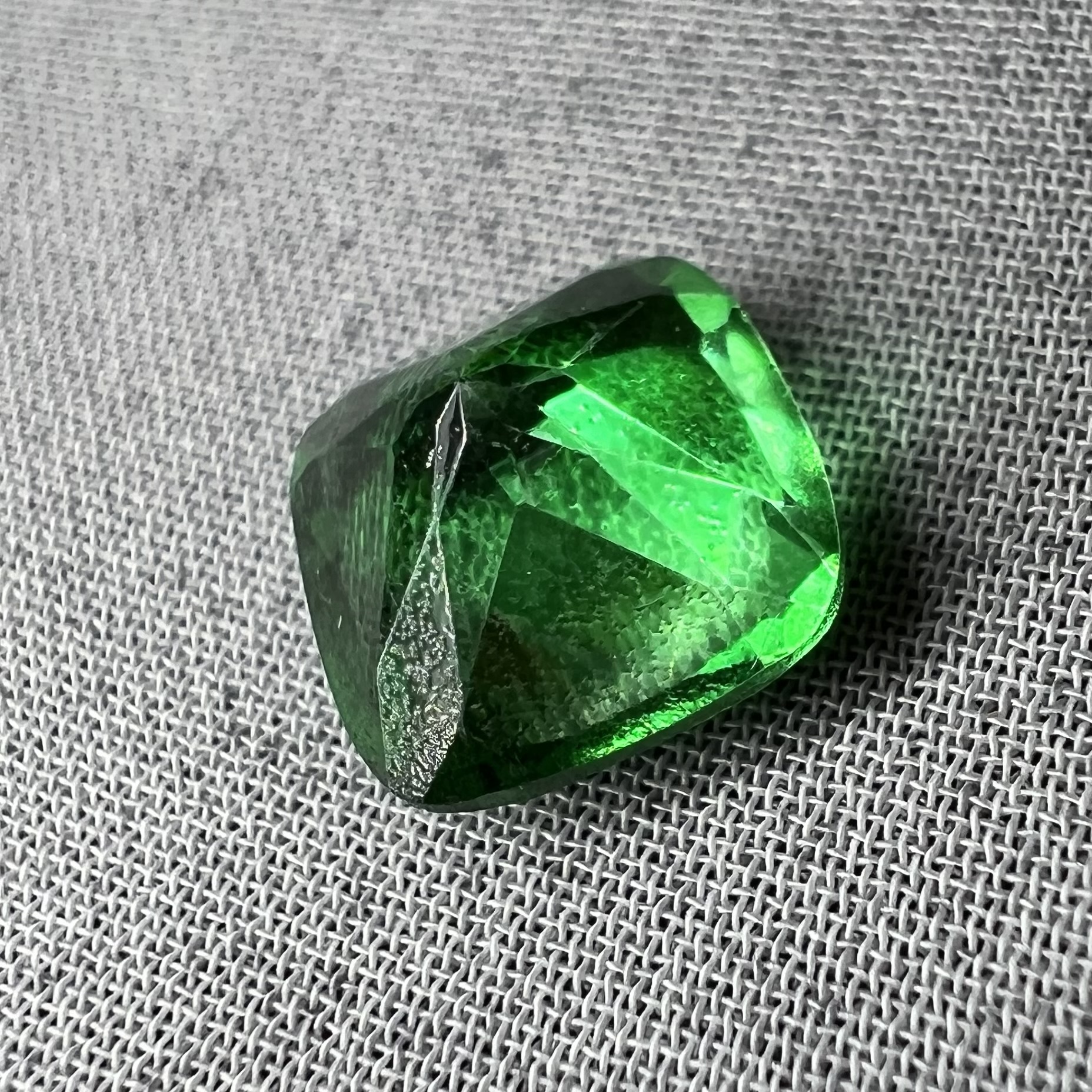 Topacio verde-1.750ct-7x7mm