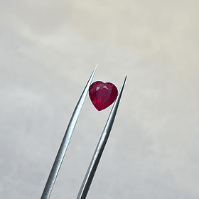 Rubí-2.695ct-8x7.6mm