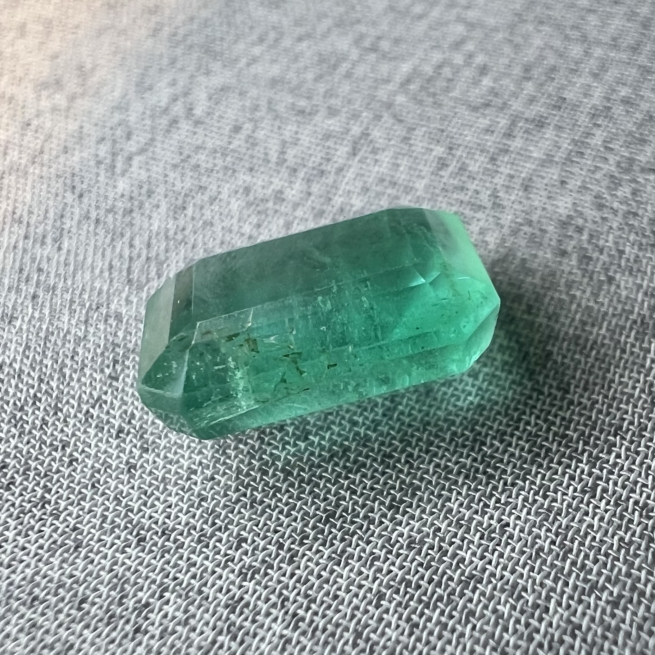 Esmeralda de Zambia-2.795ct-9.8x7.3x4.2mm