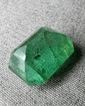 Esmeralda de Zambia-4.045ct-11x8x5.3mm