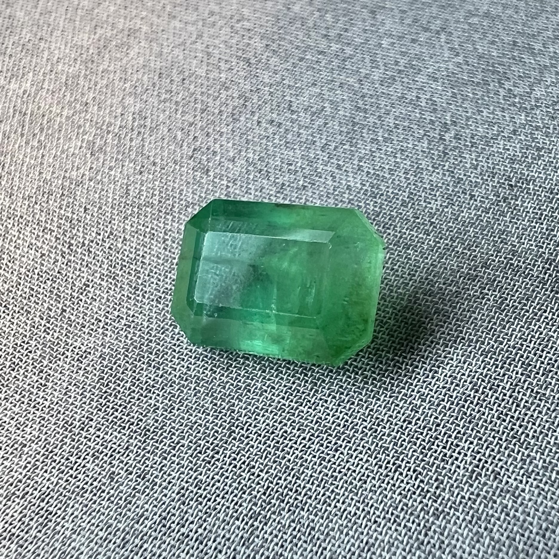 Esmeralda de Zambia-2.510ct-9.6x6.8x4.5mm