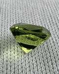 Peridoto pakistaní-2.10ct-7x7x5.2mm