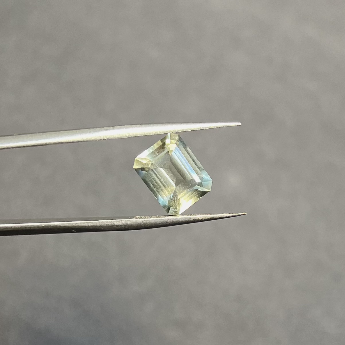 Amatista verde-1.76ct-7.8x5.1mm