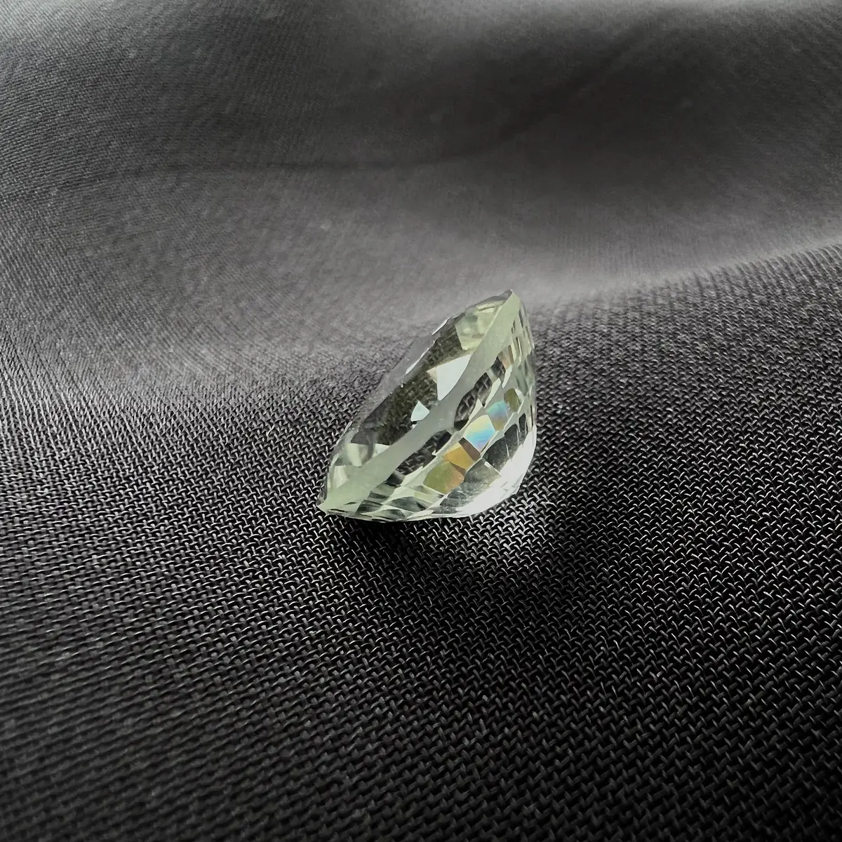 Topacio blanco-6.40ct-10x10x7mm | Versatto Gemas & Joyas