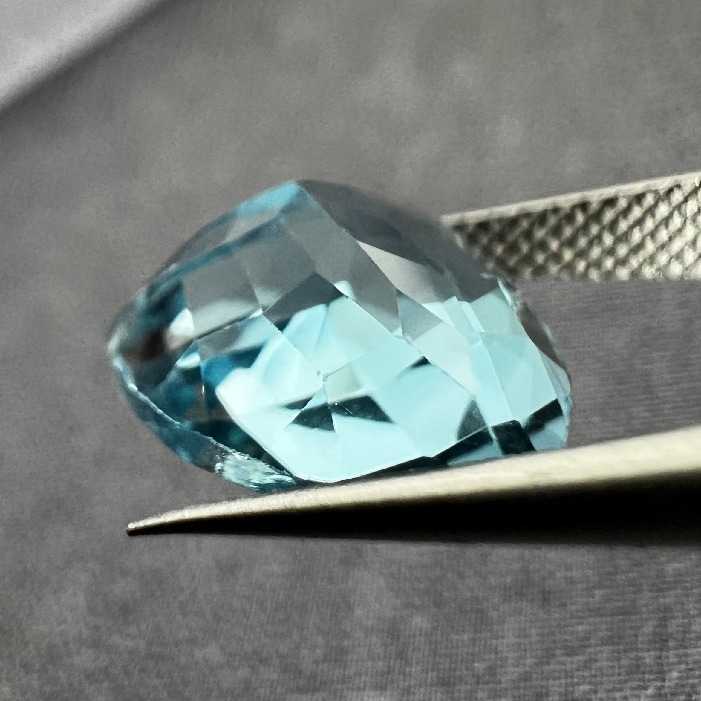 Topacio azul-3.25ct-8.8x8.8x6mm