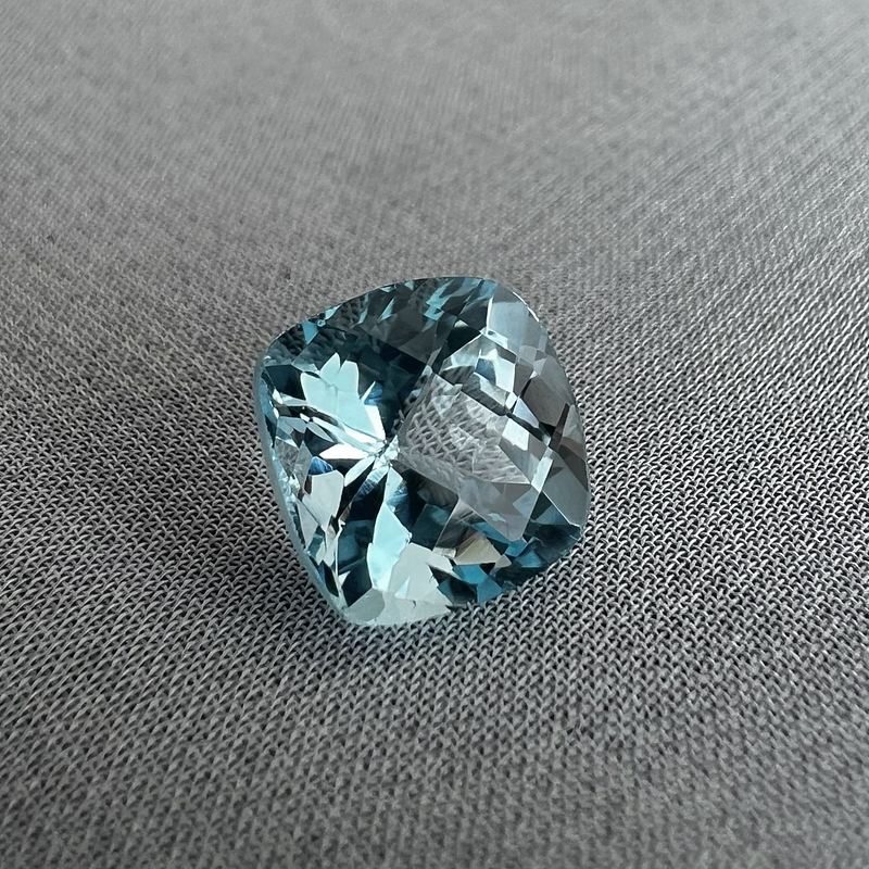 Topacio azul-3.25ct-8.8x8.8x5.5mm