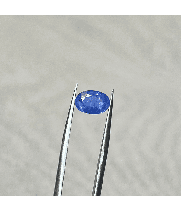 Zafiro azul de Sri Lanka-1.890ct-8.7x5.7x3.5mm