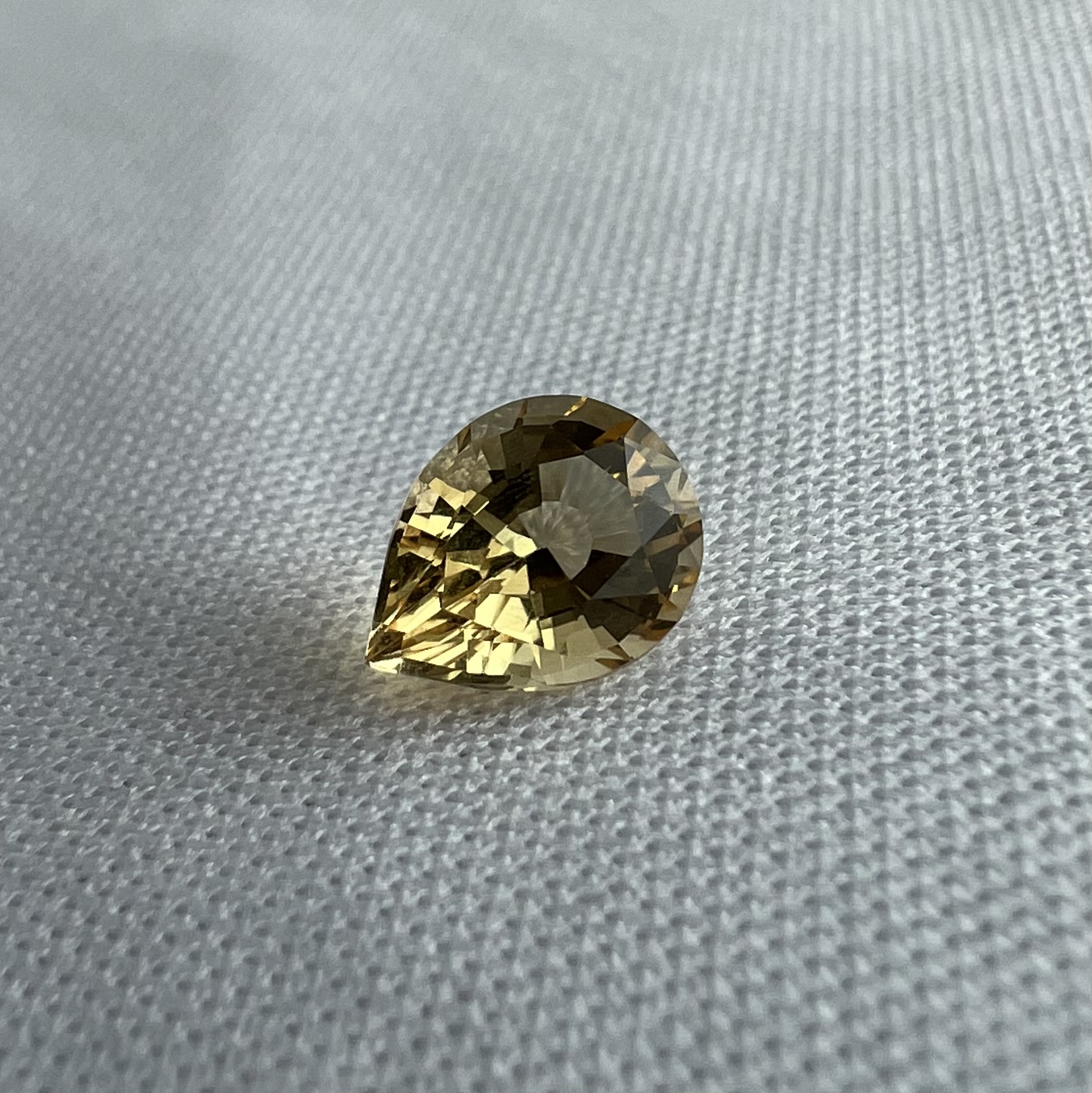 Citrino dorado-1.645ct-9x7mm