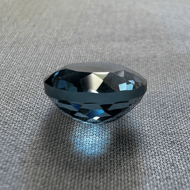 Topacio london blue-6.215ct-10x7.3mm 2