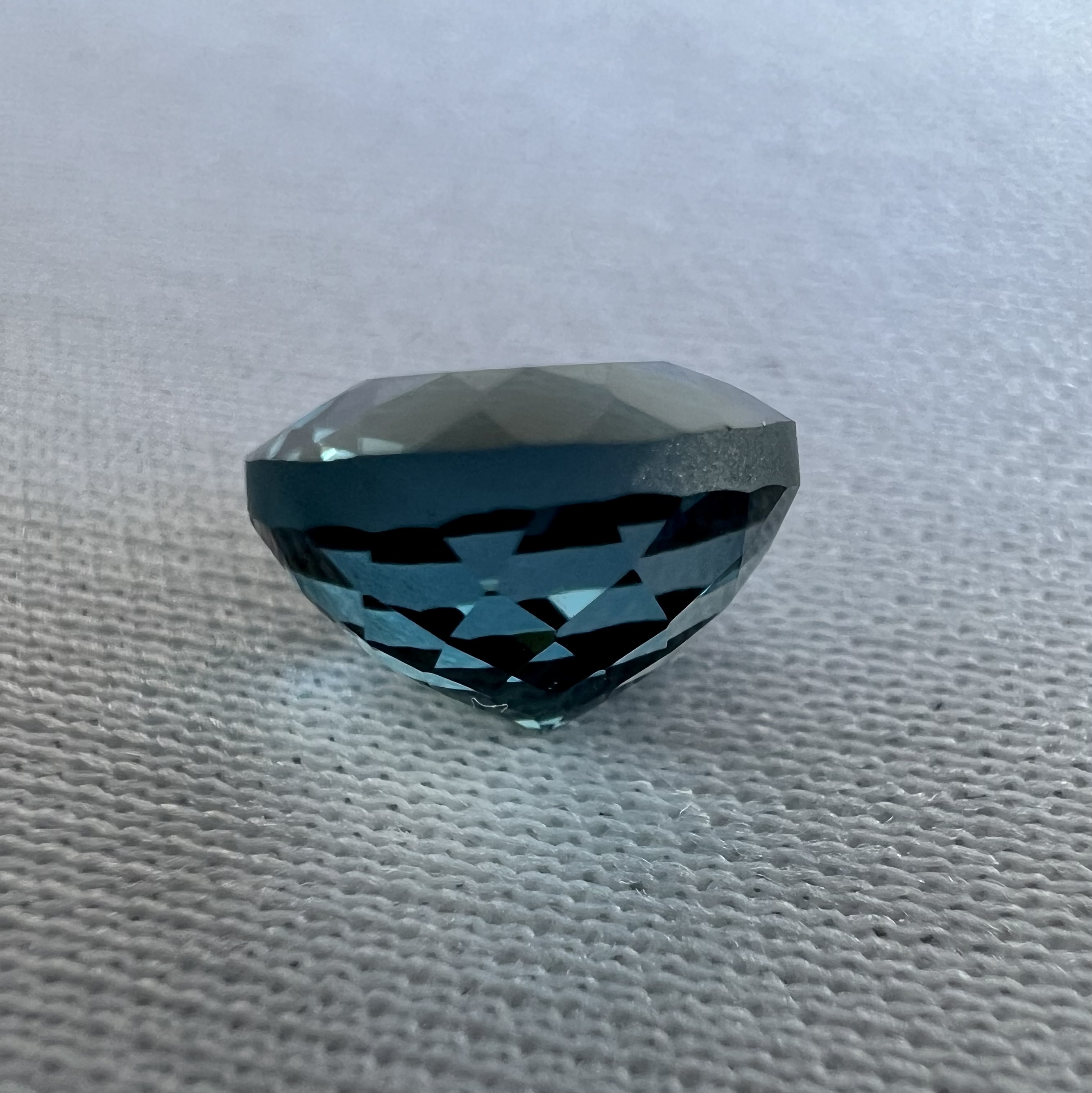 Topacio london blue-2.52ct-8x5mm