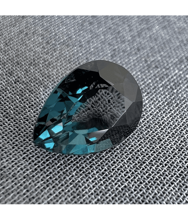 Topacio london blue-2.625ct-10x8x4.5mm