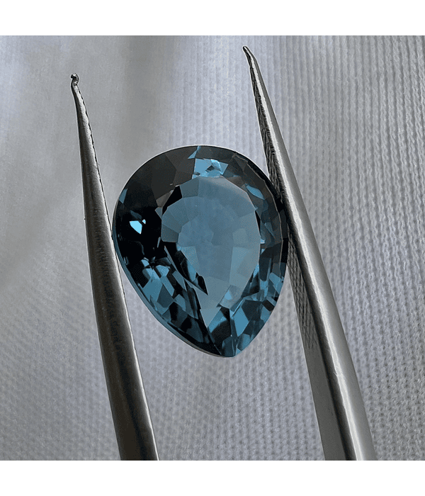 Topacio London Blue-2.185ct-9.1x6.7x4.9mm