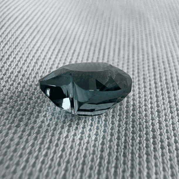 Topacio london blue-3.725ct-9x9x5.5mm 3