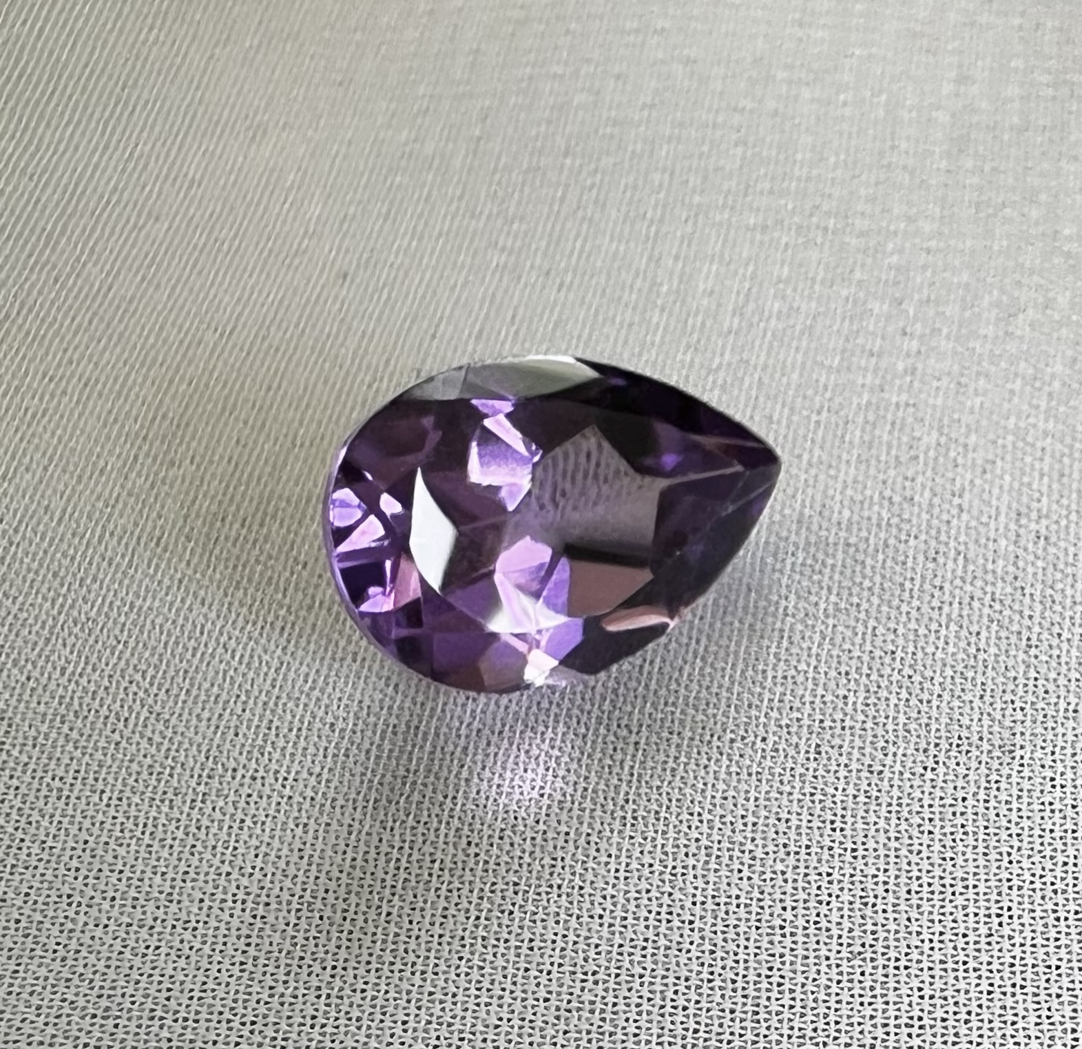 Amatista-1.72ct-9.7x7.8x4.4mm