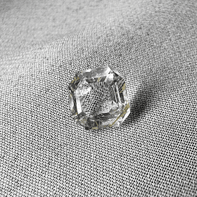 Cuarzo rutilado-1.66ct-7x7x4.8mm