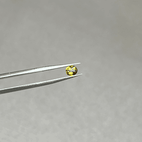 Granate malí-0.425ct-4.7x4x2.7mm