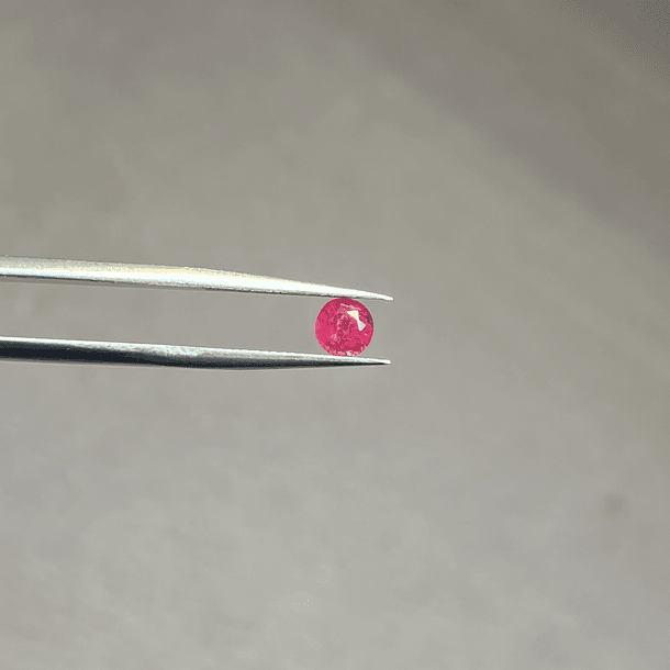 Zafiro Winza-0.71ct-4.8x3.4mm 1