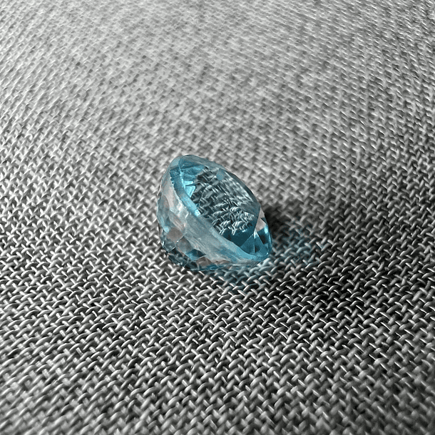 Circón natural azul-0.62ct-4.5mm 3