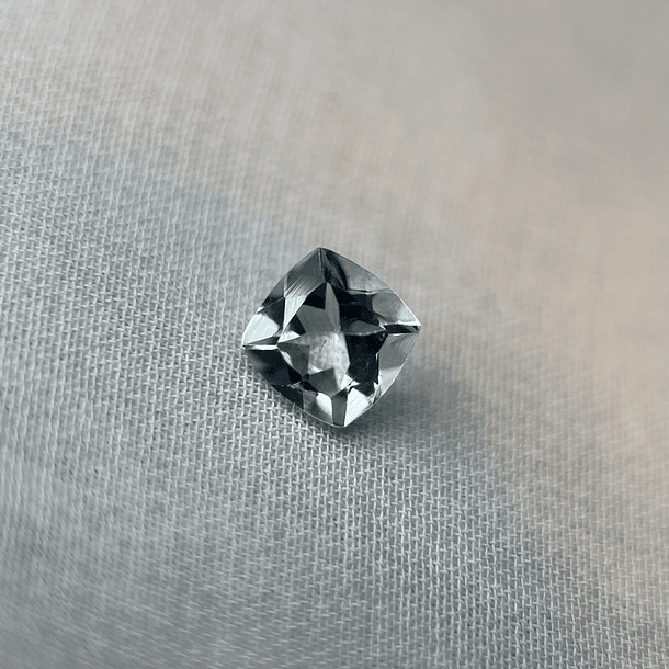 Aguamarina-0.74ct-5.7x5.8x3.4mm 1