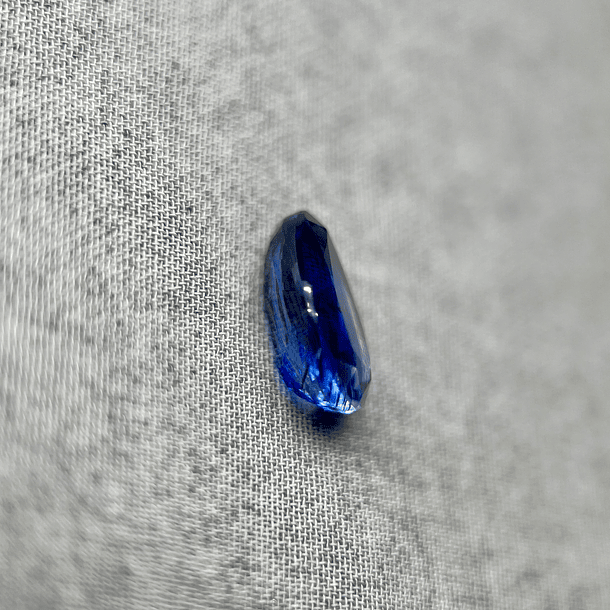 Cianita azul-2.52ct-9.9x7.1x4mm 3