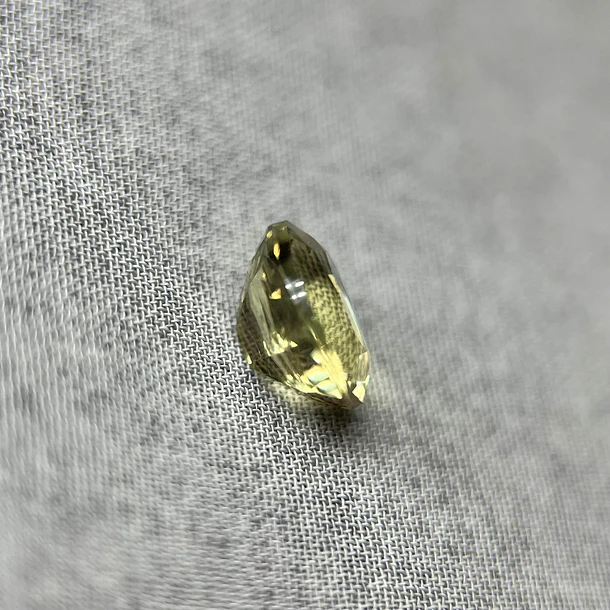 Zultanita GIA-1.62ct-7.90x6.31x4.47mm 2