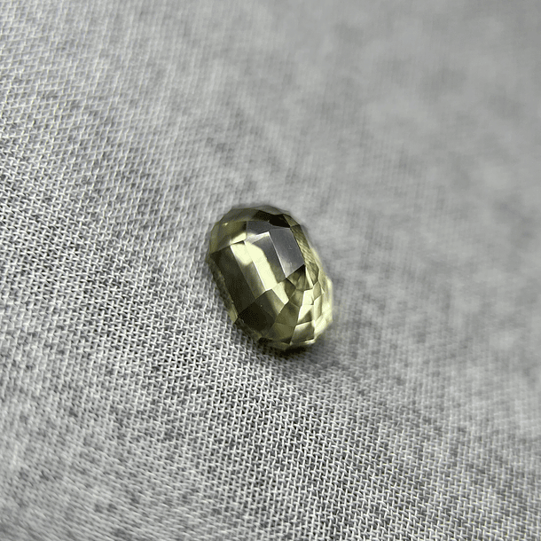 Zultanita certificada-1.62ct-7.58x5.63x4.45mm 2