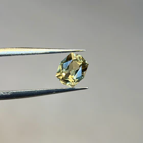 Zultanita certificada-1.20ct-7.10x5.96x3.81mm