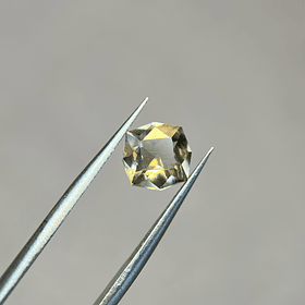 Zultanita-1.78ct-7.92x7.72x3.92mm