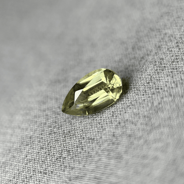 Zultanita certificada-1.73ct-9.78x5.67x4.23mm 1