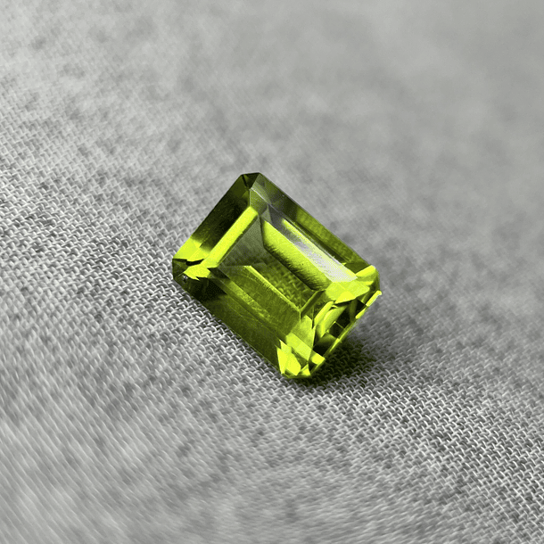 Peridoto-1.56ct-7.7x5.7mm 1