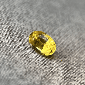 Zafiro amarillo de Sri Lanka-0.570ct-5.4x3.6mm